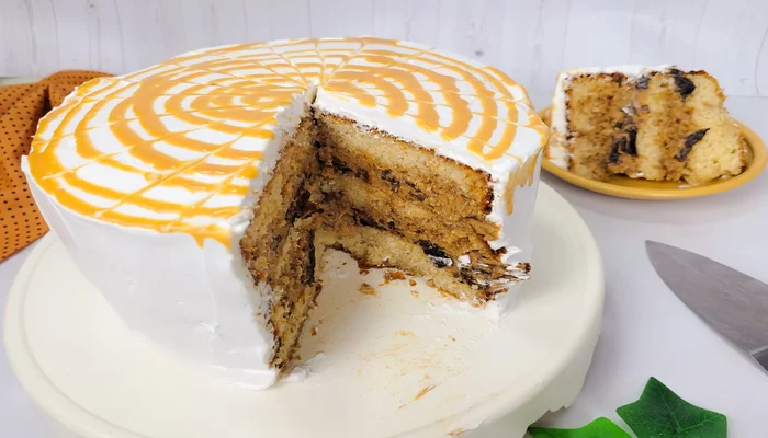 receita de bolo de doce de leite com ameixa